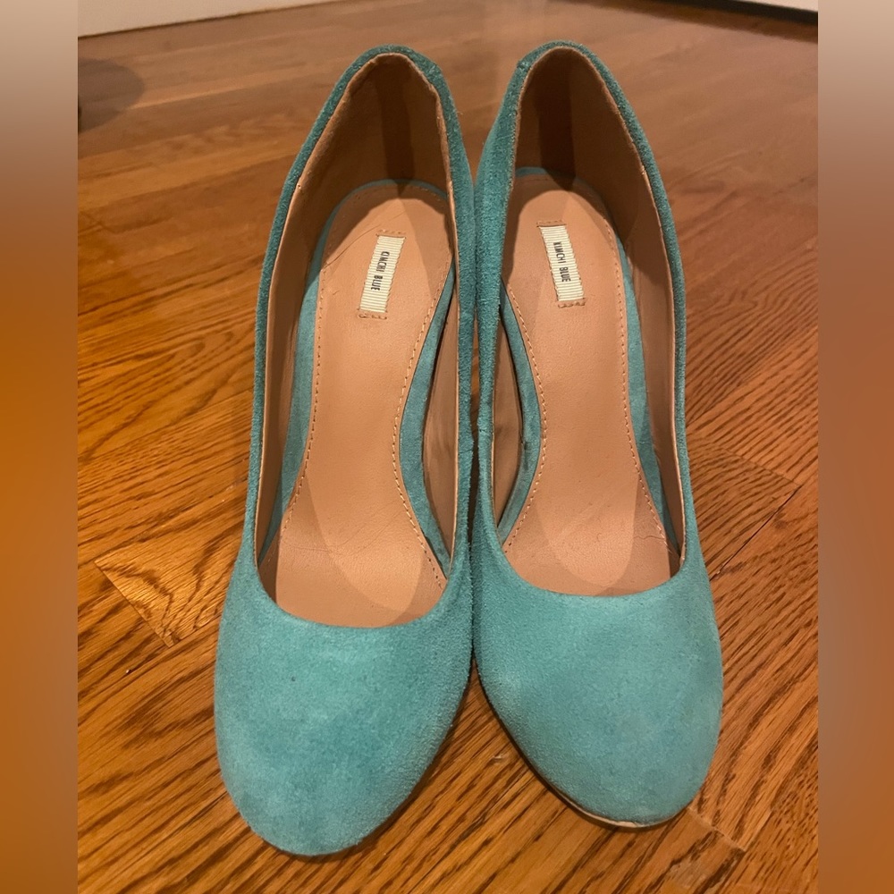 UO kimchi blue teal suede heels size 7